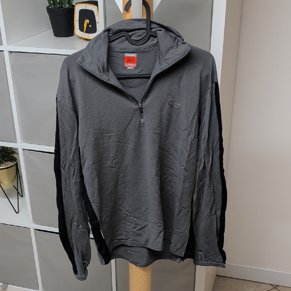 Icebreaker Charcoal Merino Wool Bodyfit Top